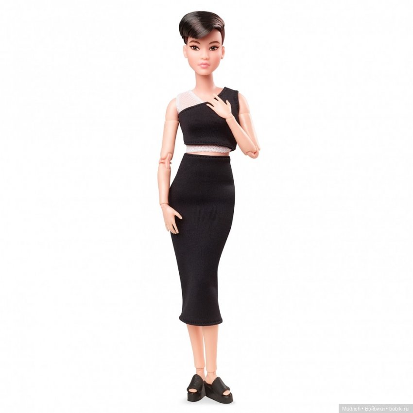 Скинтоны подвижных тел. Йога, она же mtm, made to move, looks и др