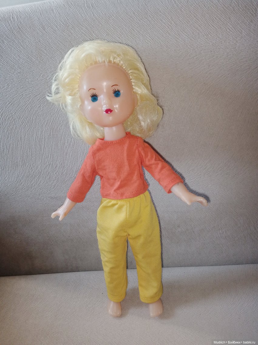 Примерка для Нади — Советские винтажные куклы (СССР): Ленигрушка (фото 4)