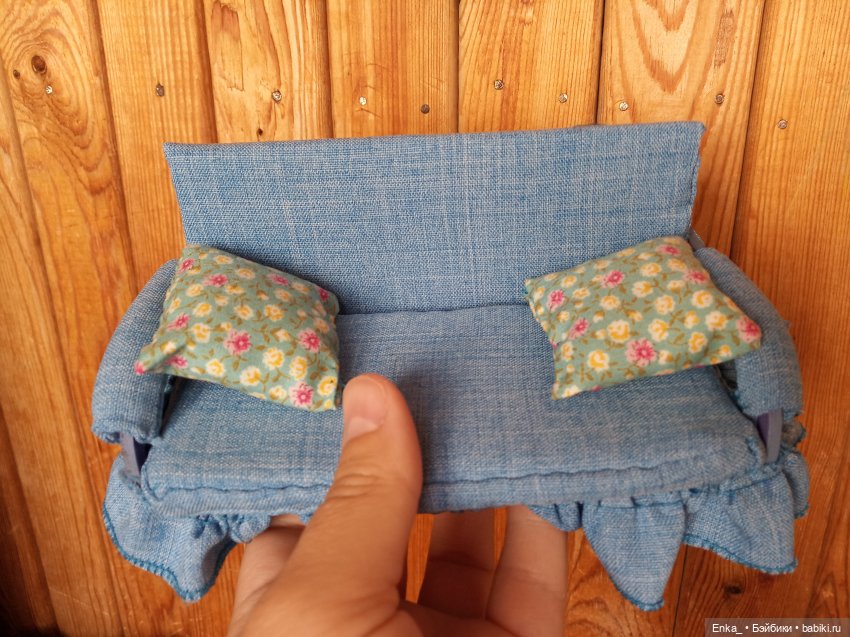 Летний домик. Гостиная: текстиль и детали (фото 2)