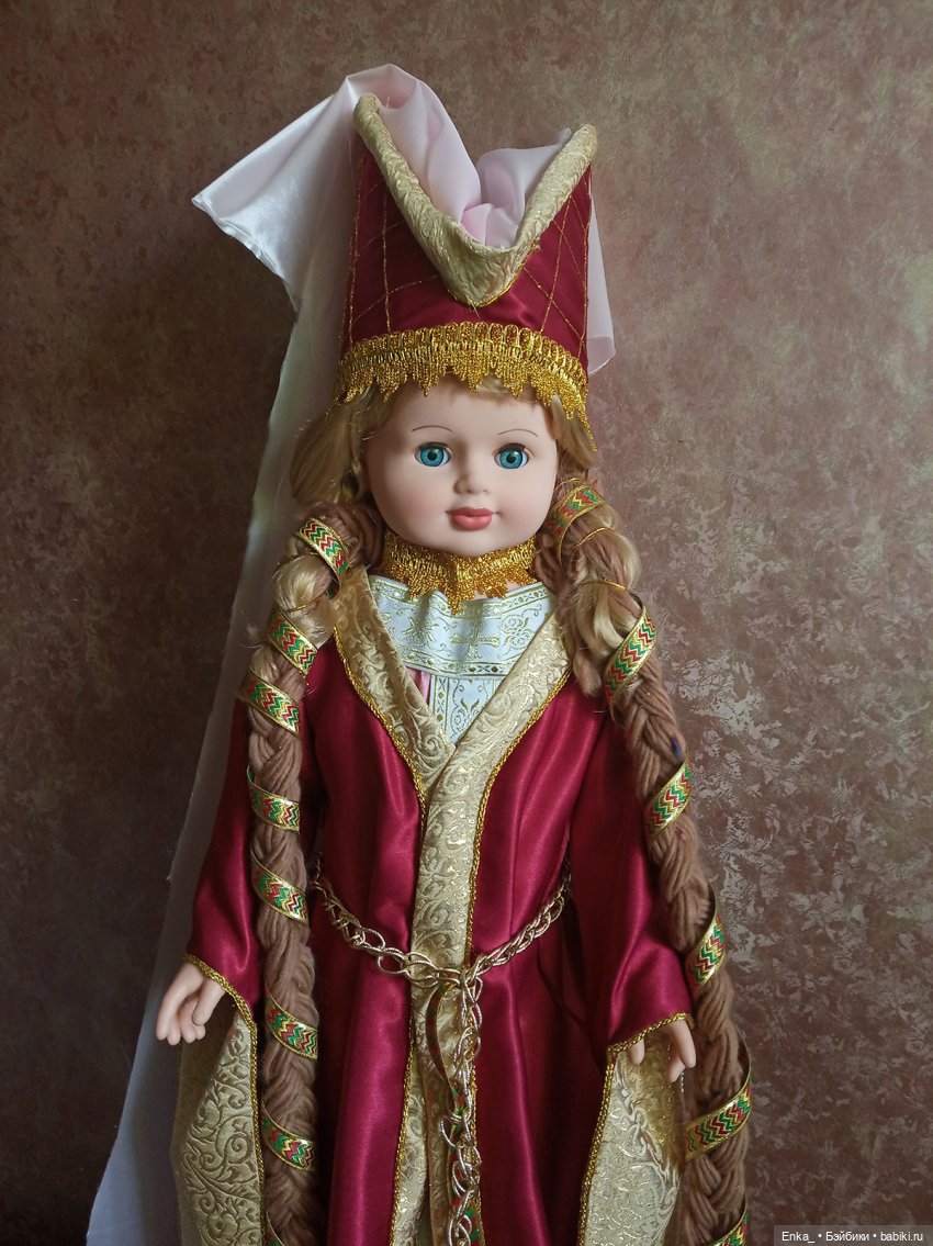 Средневековая красавица — Российские куклы Весна