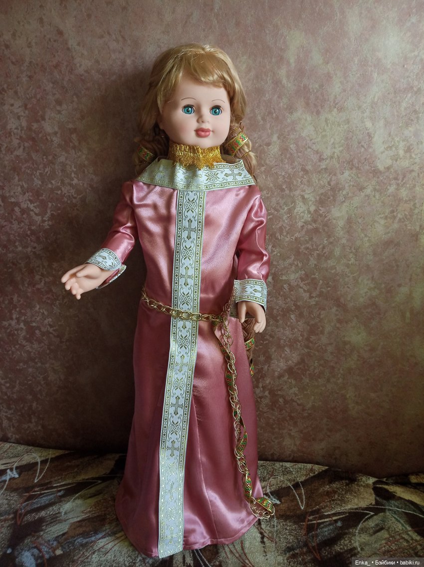 Средневековая красавица — Российские куклы Весна (фото 9)