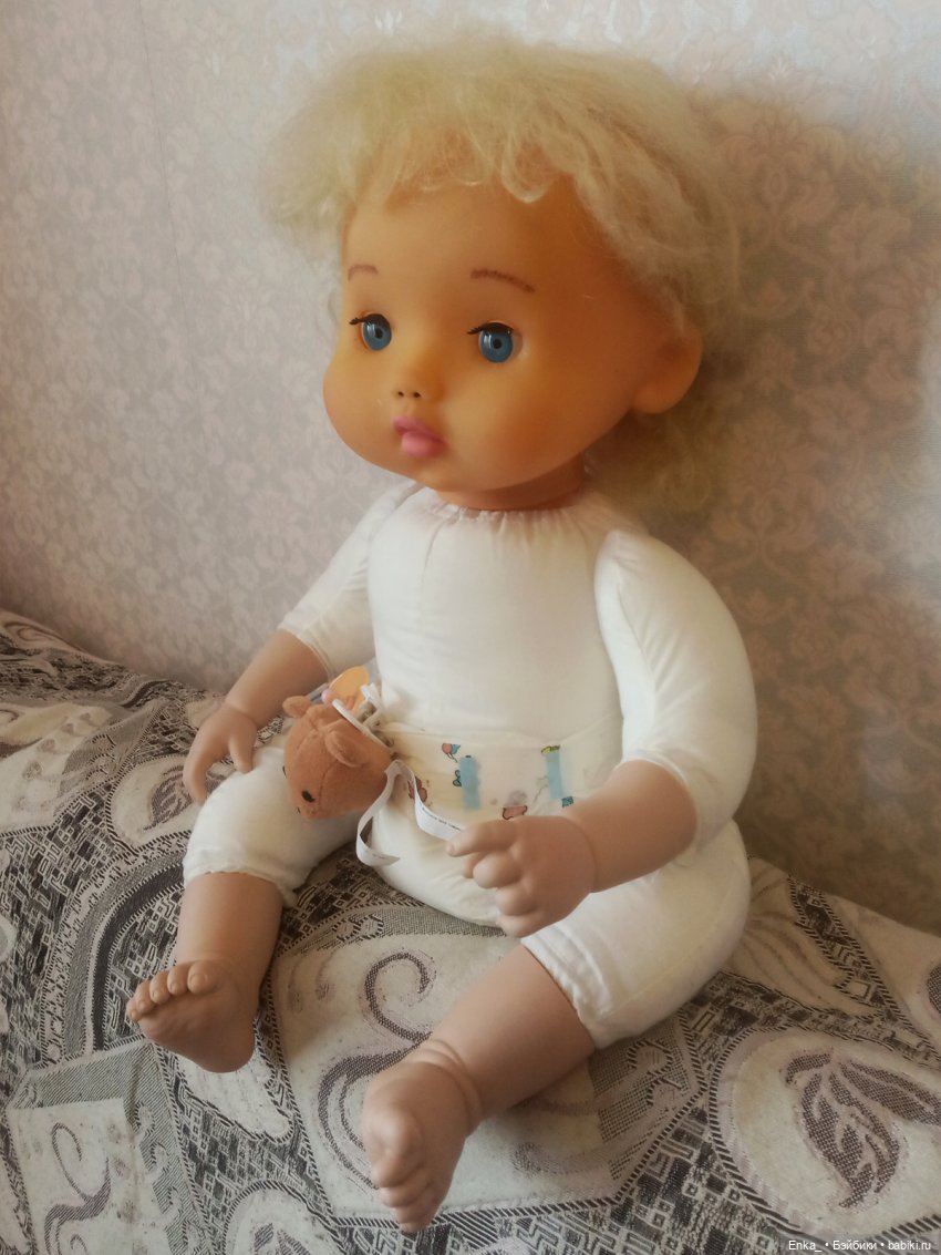 Переделка фамильной куклы Аришки