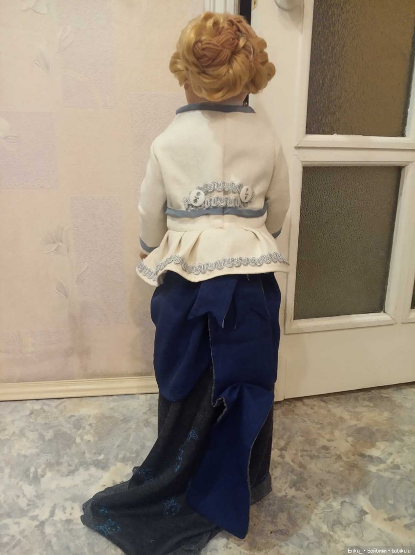 Ксюша в наряде 19-го века (фото 6)