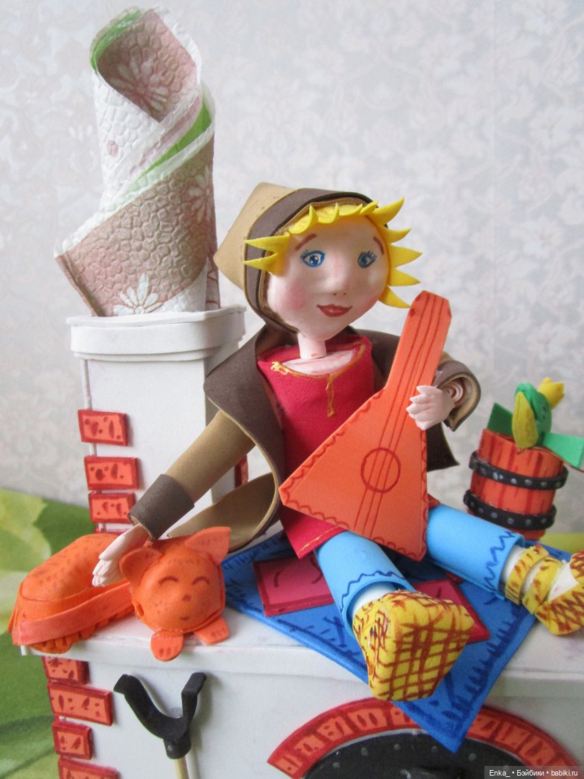 Емеля на печке — Авторские игрушки из разных материалов: синельная проволока (фото 6)