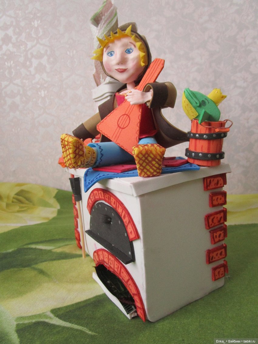 Емеля на печке — Авторские игрушки из разных материалов: синельная проволока (фото 3)