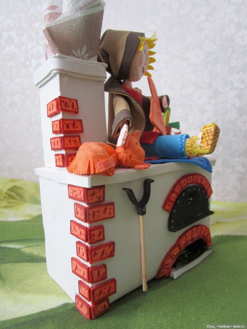 Емеля на печке — Авторские игрушки из разных материалов: синельная проволока (фото 2)