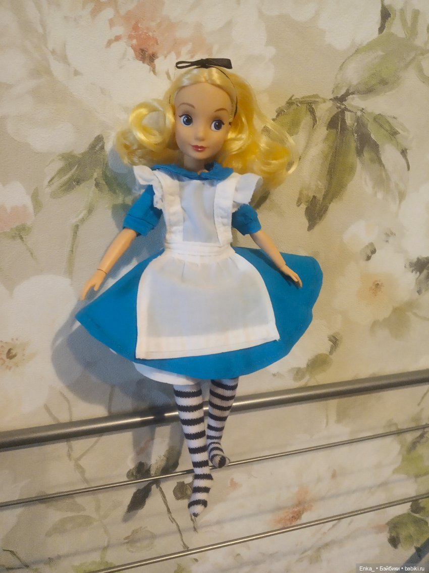 Бесстрашная Алиса — Куклы Disney Animators и Принцессы Диснея: Disney Store