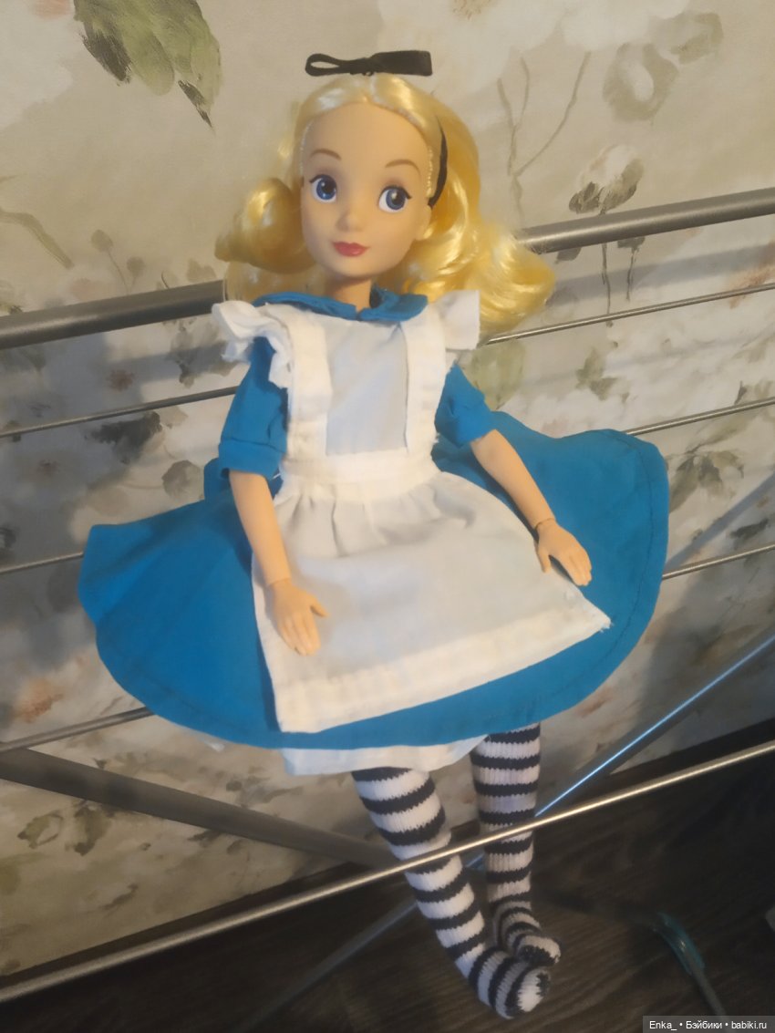 Бесстрашная Алиса — Куклы Disney Animators и Принцессы Диснея: Disney Store