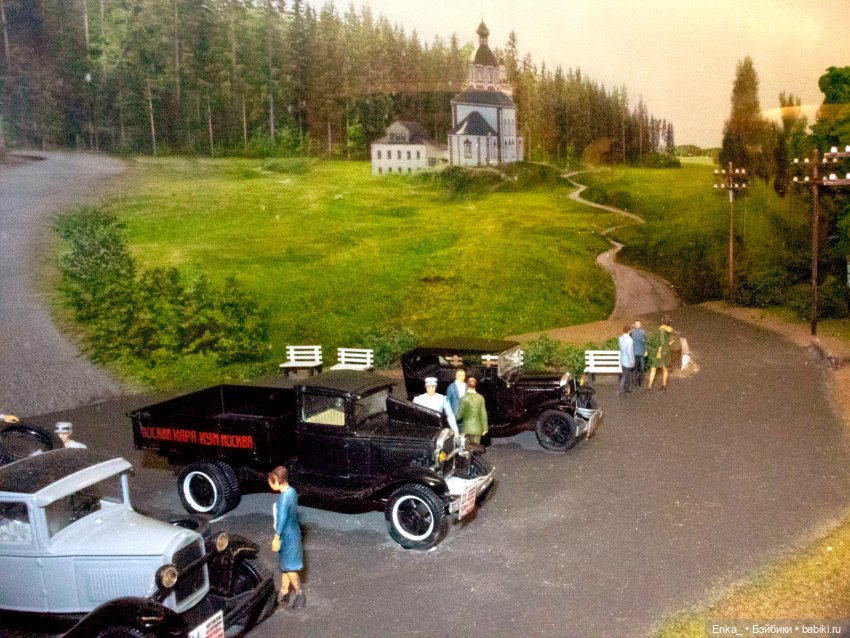 Миниатюра и игрушки из музея военной и автомобильной техники УГМК