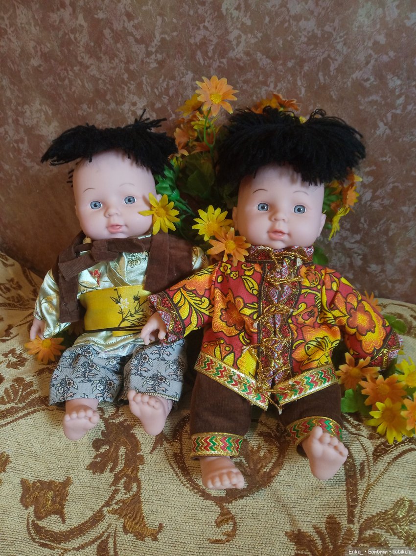 Азиатские мальчики-близнецы (фото 6)