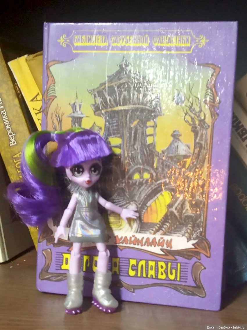 Что почитать? Советуют Capsule Chix 📖 (фото 4)