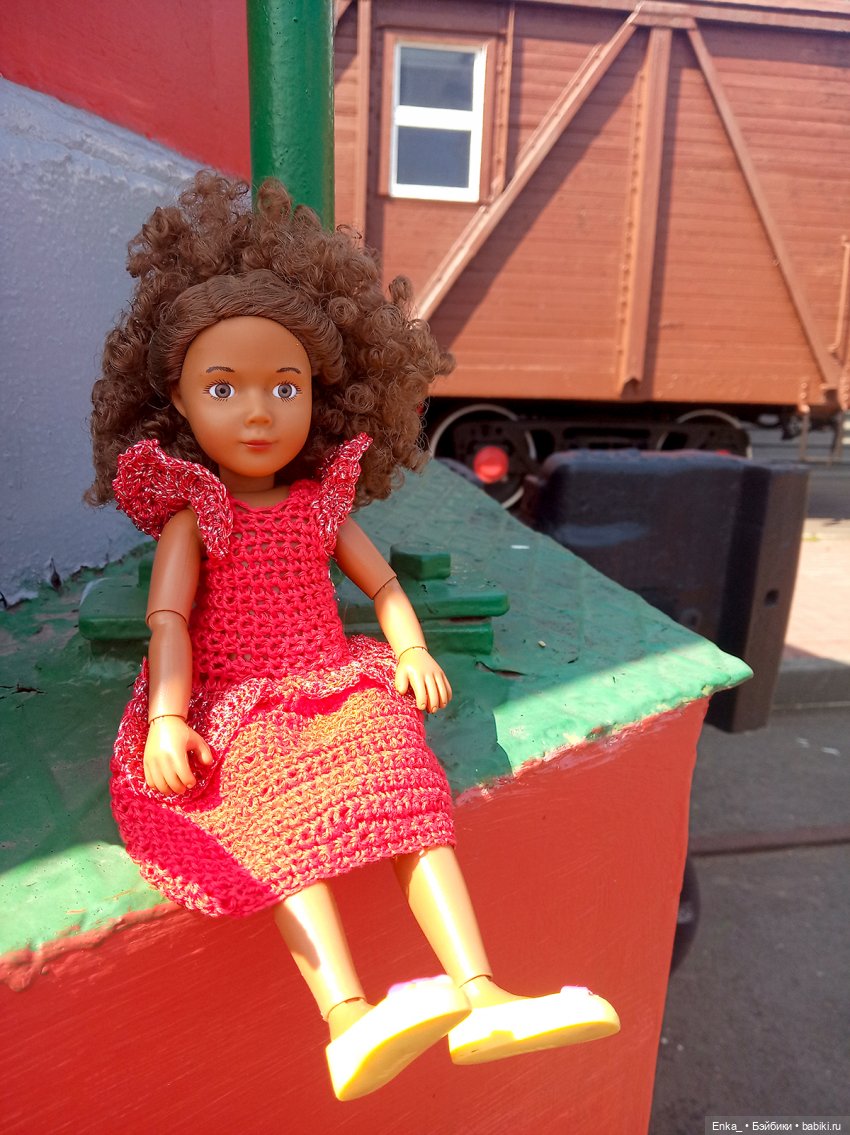 Карлос и Керри смотрят паровозы