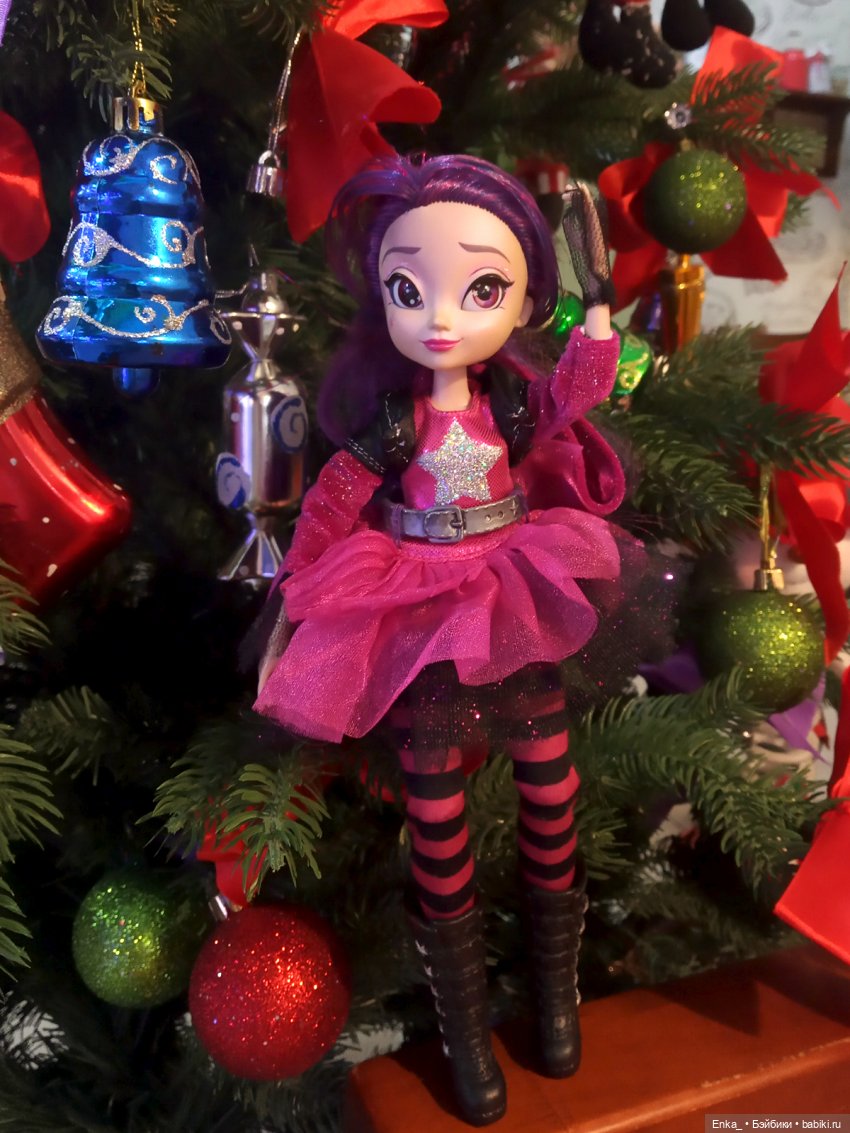 Клементина у елочки (Disney Star Darlings)