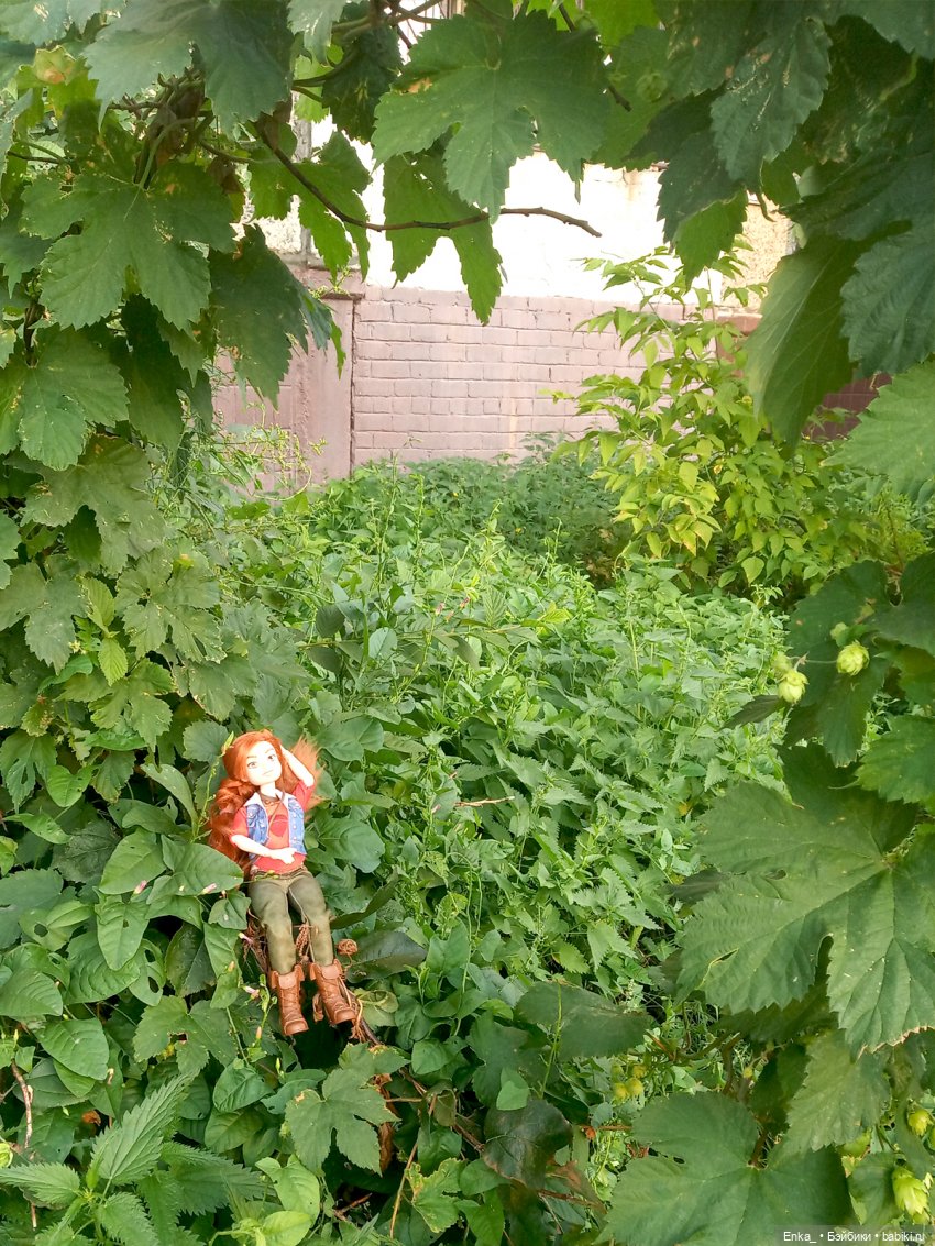 Белка и пушистые метелки — Куклы Barbie (Барби): Looks (фото 9)