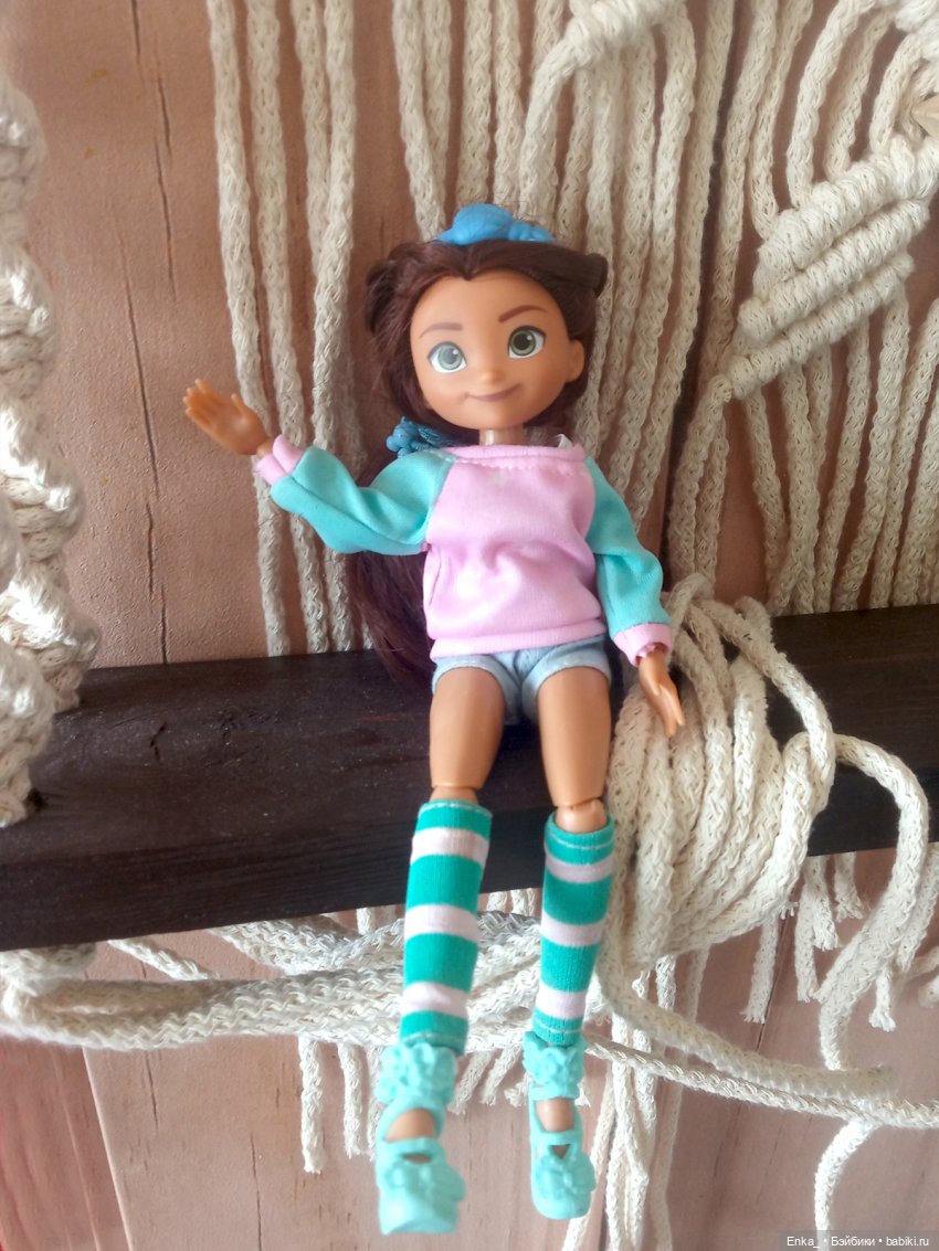 Встреча трех подружек — Куклы Monster High и Ever After High: G1 (фото 3)