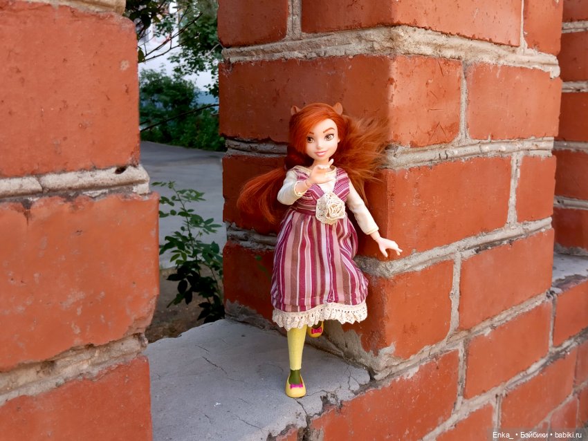 Белка на стене — Куклы Barbie (Барби): Looks (фото 9)