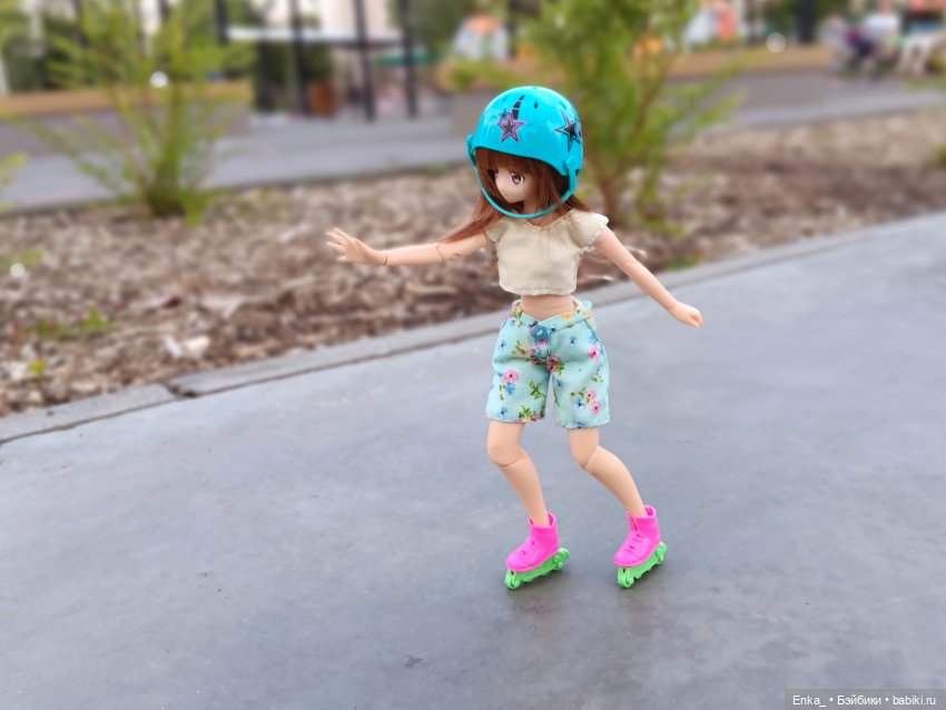 Миюки: покатушки на роликах (фото 3)