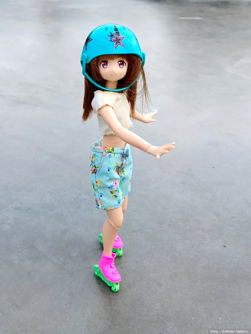 Миюки: покатушки на роликах (фото 5)