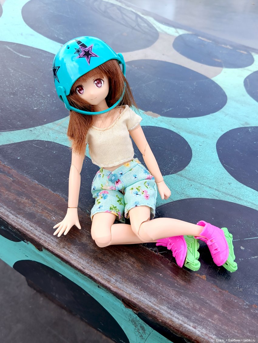 Миюки: покатушки на роликах (фото 10)