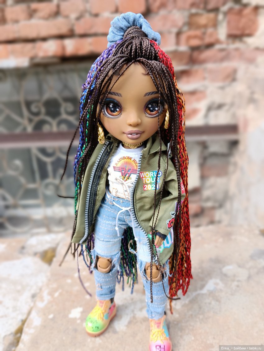 Новенькая Кристина или Vanessa Tempo Rainbow High (фото 9)