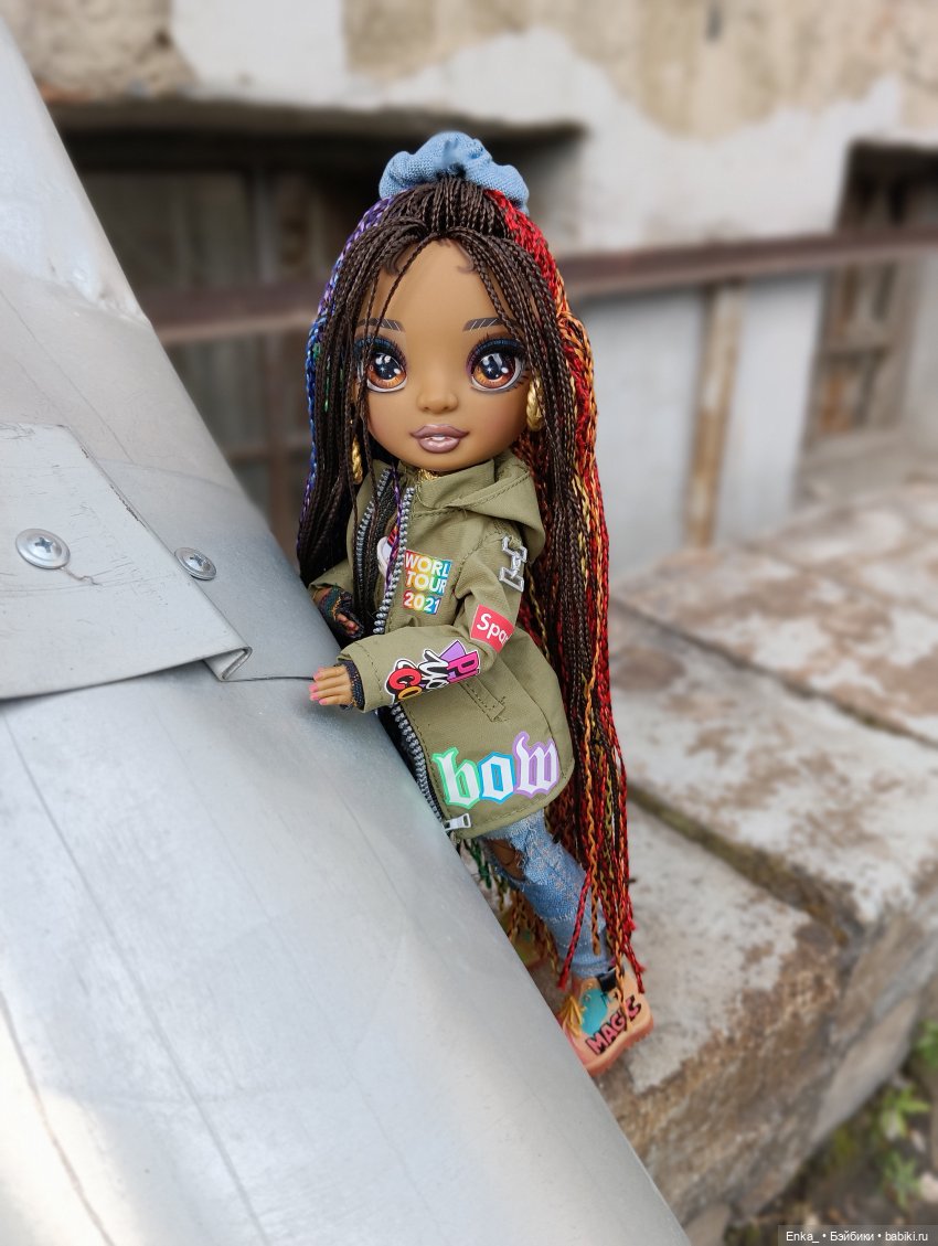 Новенькая Кристина или Vanessa Tempo Rainbow High