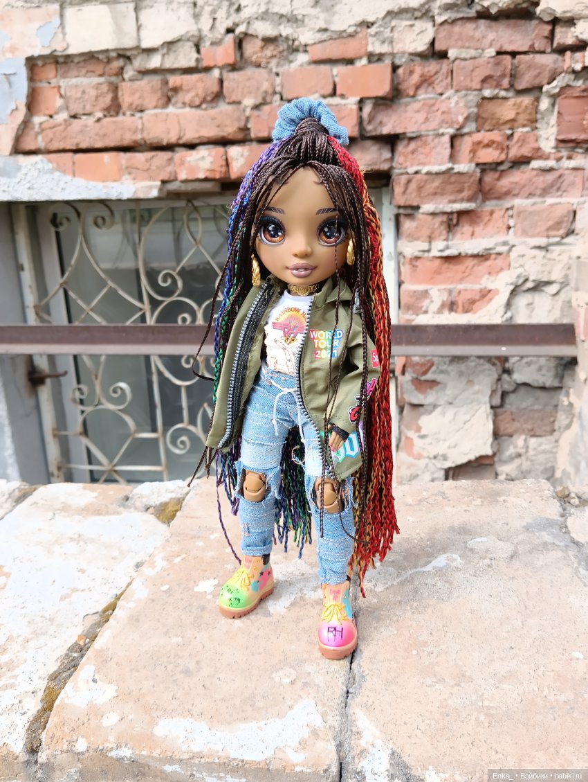 Новенькая Кристина или Vanessa Tempo Rainbow High (фото 8)