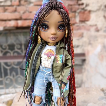 Новенькая Кристина или Vanessa Tempo Rainbow High