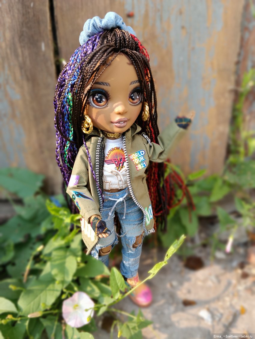 Прогулки с яркой Кристиной Темпо | Бэйбики Прогулки с яркой Кристиной Темпо (фото 4)