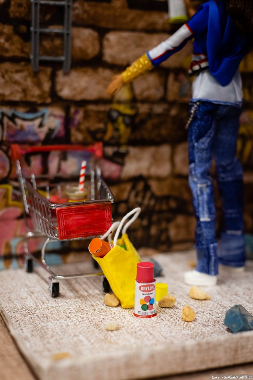 Граффити — навсегда! Мой стенд на выставке (фото 9)