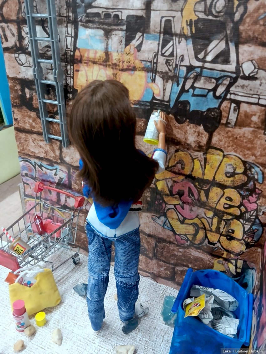 Граффити — навсегда! Мой стенд на выставке (фото 3)