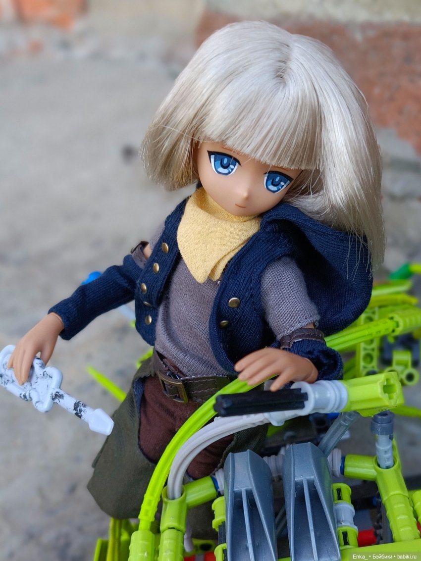 Изобретатель за работой — Куклы Azone (Азон) и тела Pure Neemo: фото