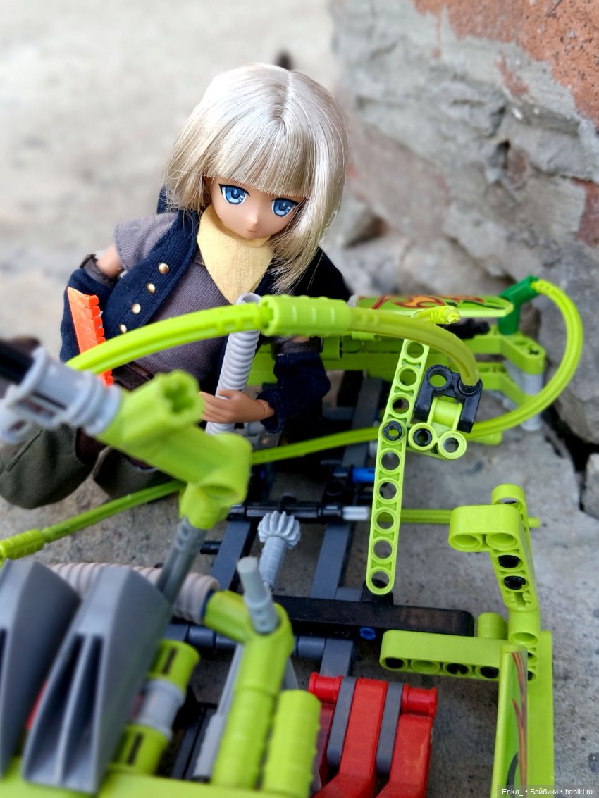 Изобретатель за работой — Куклы Azone (Азон) и тела Pure Neemo: фото