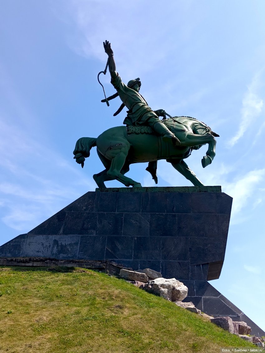 Кристина на фонтанах в Уфе (фото 8)