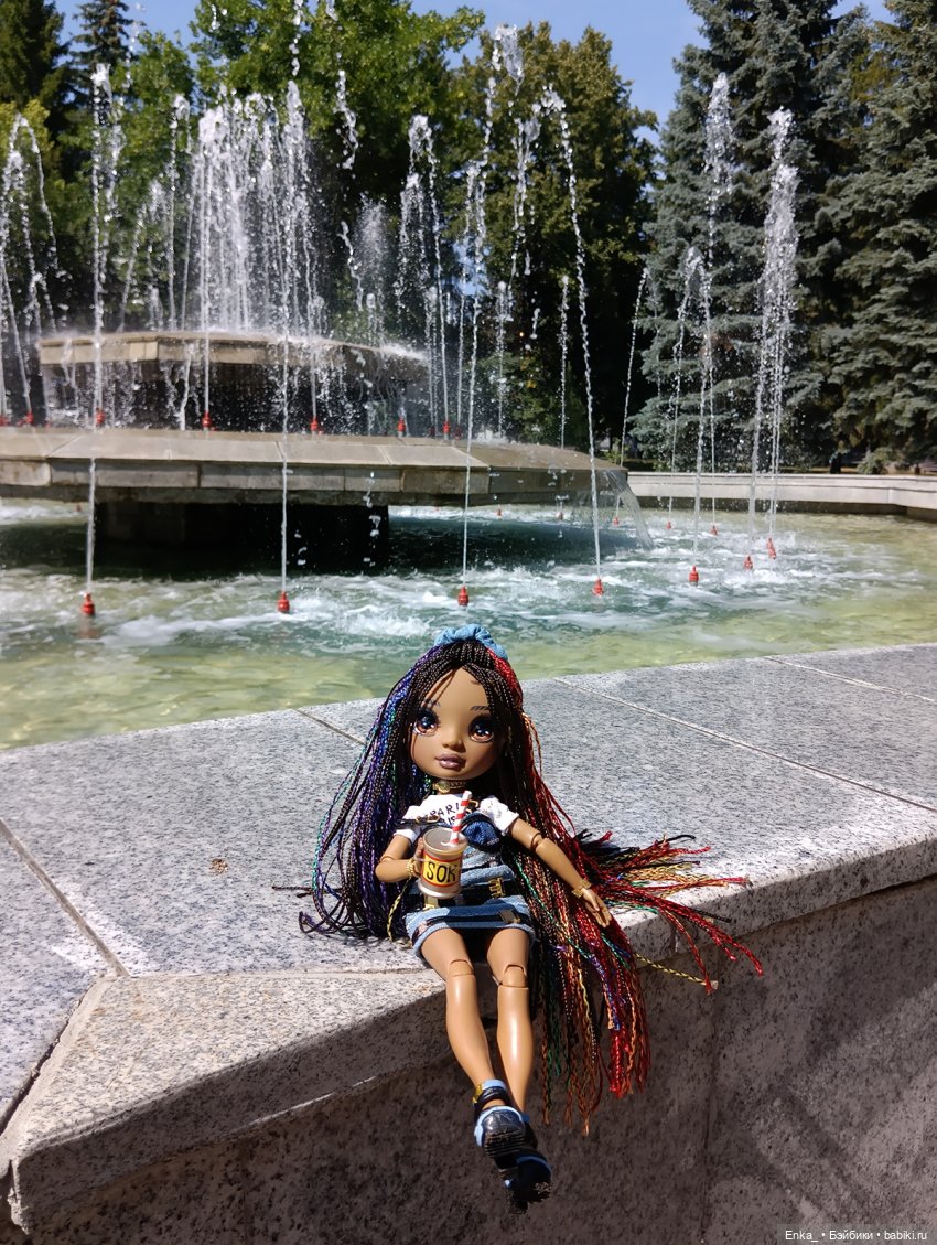 Кристина на фонтанах в Уфе