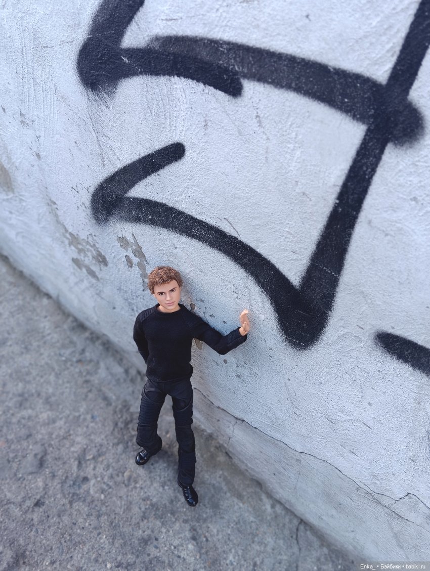 Новый парень - Фор "Дивергент" | Бэйбики Новый парень - Фор "Дивергент" (фото 8)