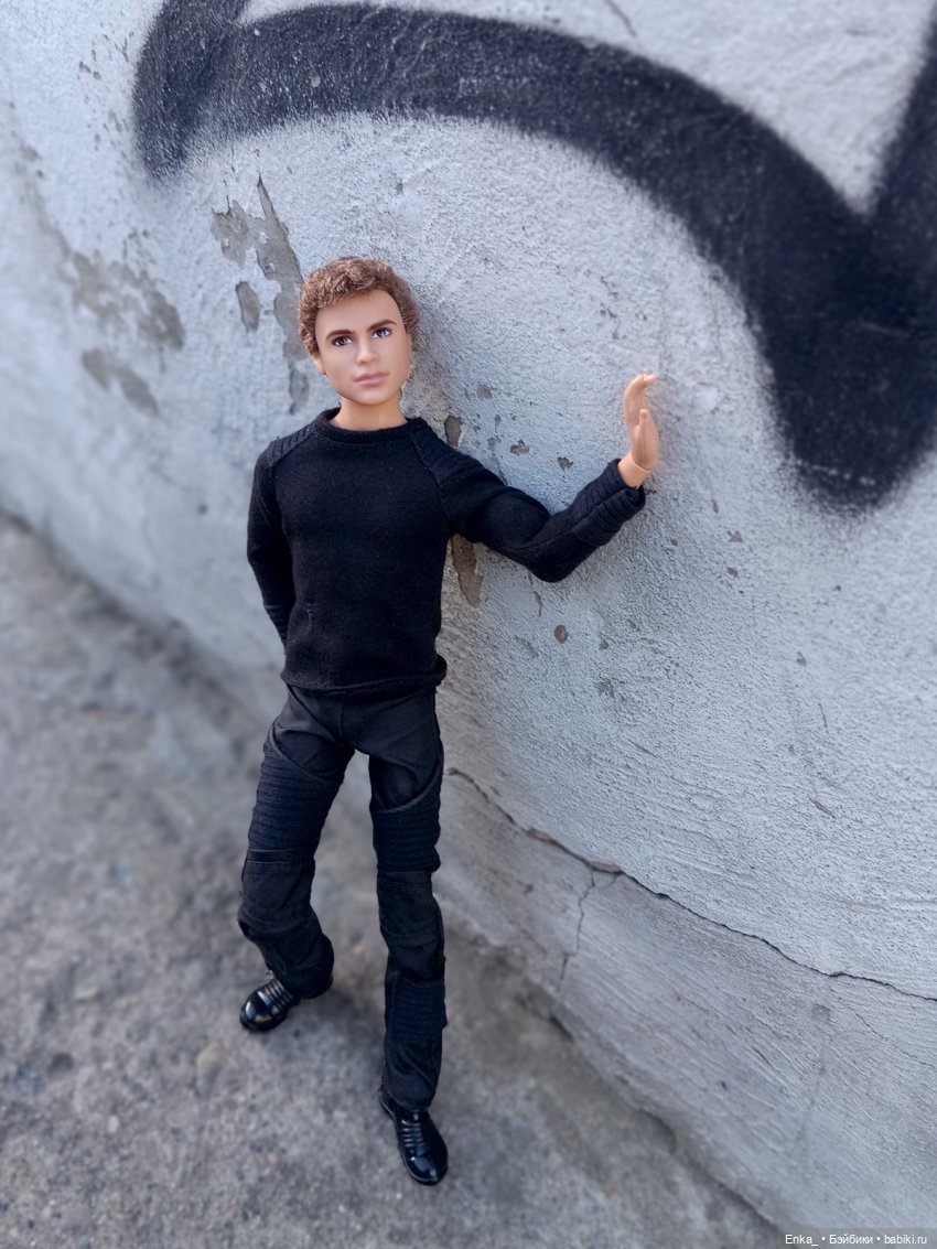 Новый парень - Фор "Дивергент" | Бэйбики Новый парень - Фор "Дивергент" (фото 3)