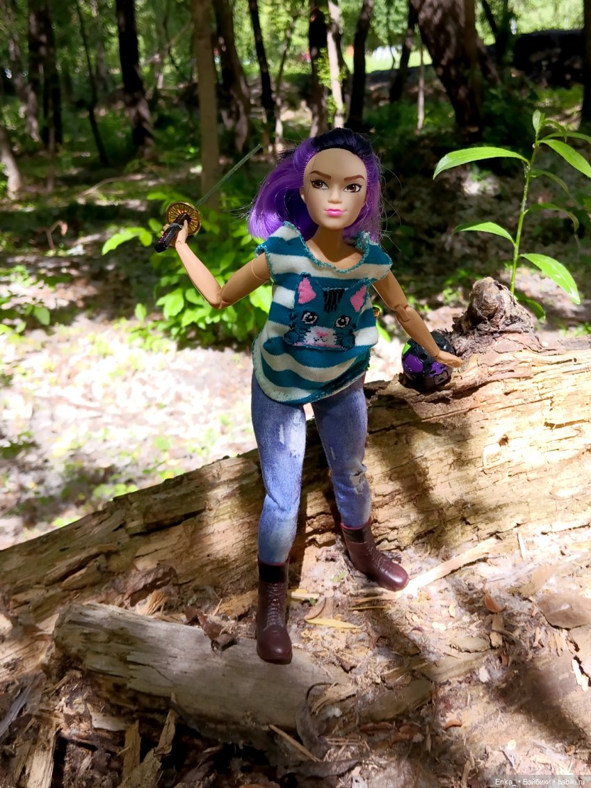 Дейзи Джонсон: тренировка с катаной (фото 8)