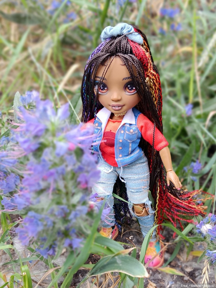 Зажгем с магнитофончиком — Куклы Rainbow High (Рейнбоу Хай (фото 10)