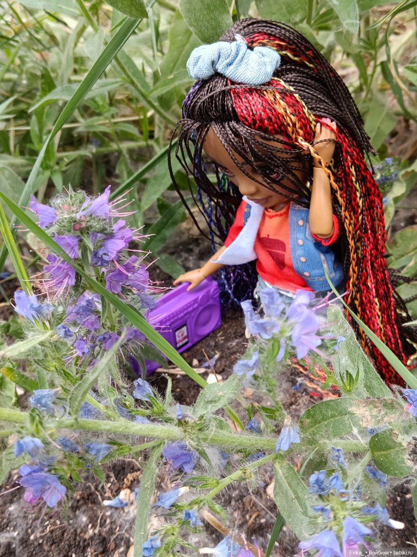 Зажгем с магнитофончиком — Куклы Rainbow High (Рейнбоу Хай (фото 4)