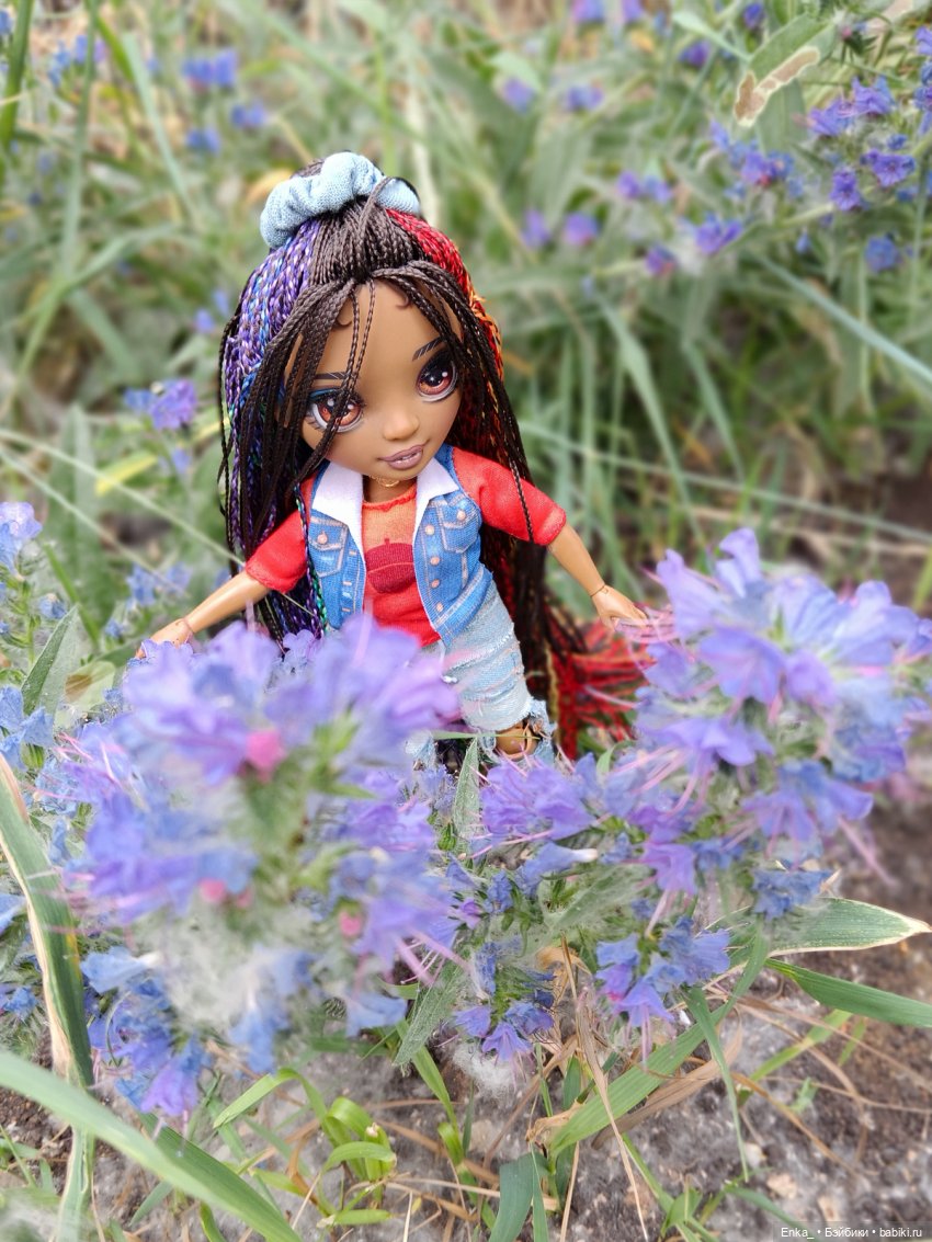 Зажгем с магнитофончиком — Куклы Rainbow High (Рейнбоу Хай