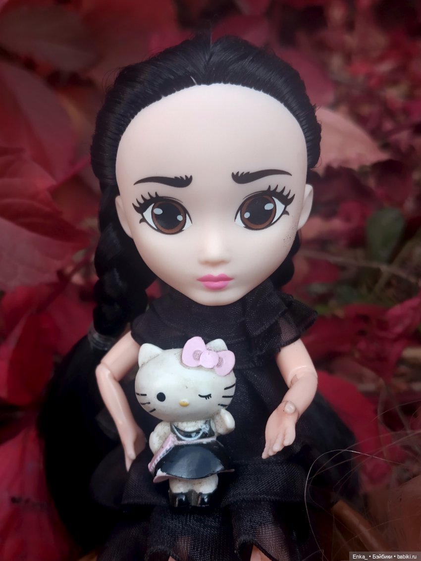 Что такое дружба: Уэнсдей Аддамс ✌Энид Синклер (фото 4)