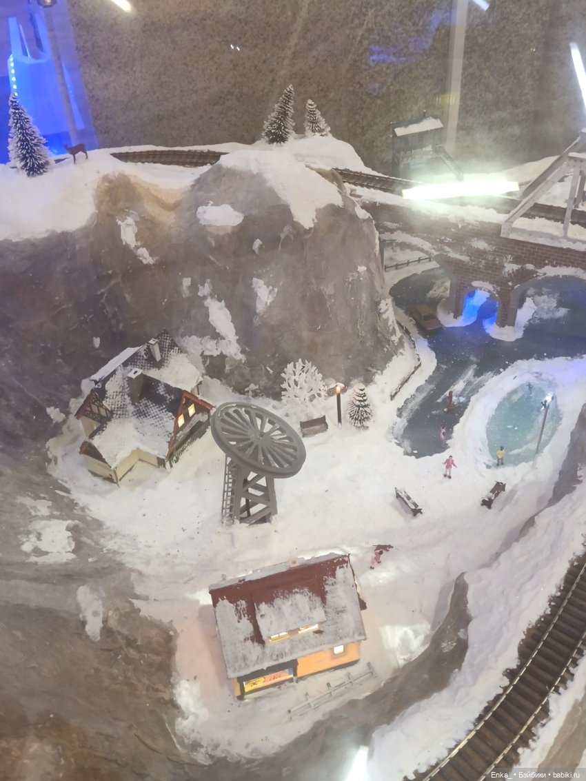 Крушение миниатюрного поезда