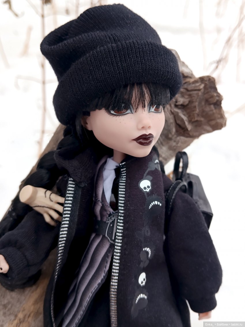 Уэнсдей: и часики снова тикают (фото 8)