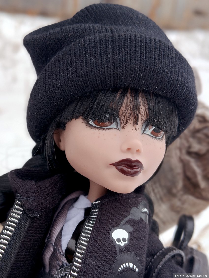 Уэнсдей: и часики снова тикают (фото 9)