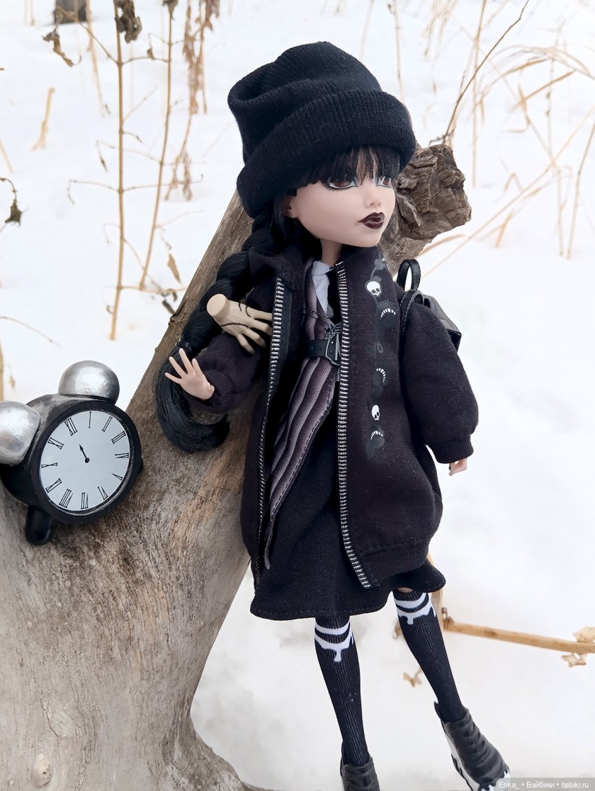 Уэнсдей: и часики снова тикают (фото 7)