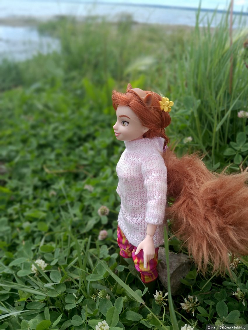 Белка на берегу ручья — Игровые куклы разных производителей (Разное): редкие бренды