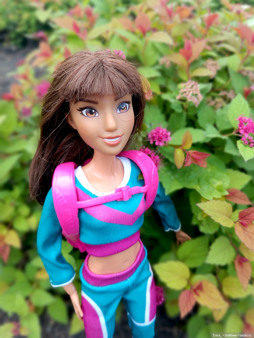 В цветочном лабиринте — Куклы Disney Animators и Принцессы Диснея: Disney Store (фото 3)
