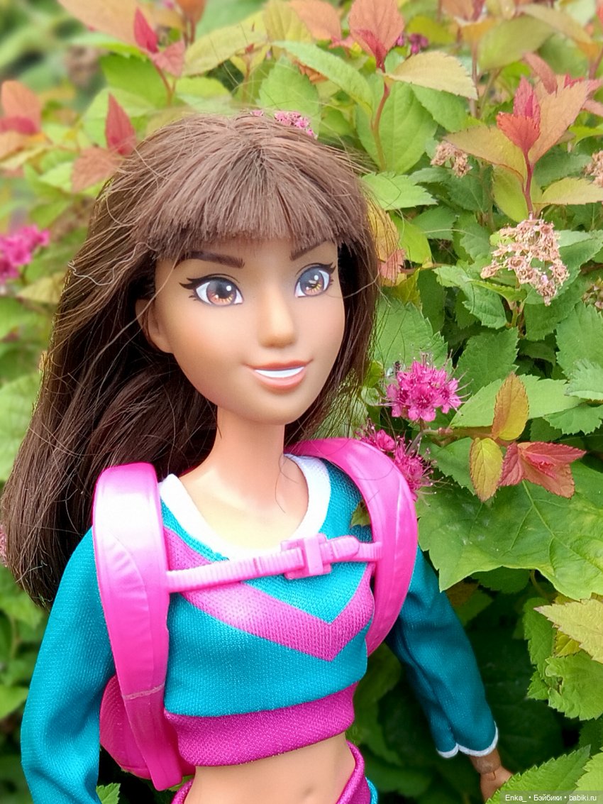 В цветочном лабиринте — Куклы Disney Animators и Принцессы Диснея: Disney Store (фото 5)