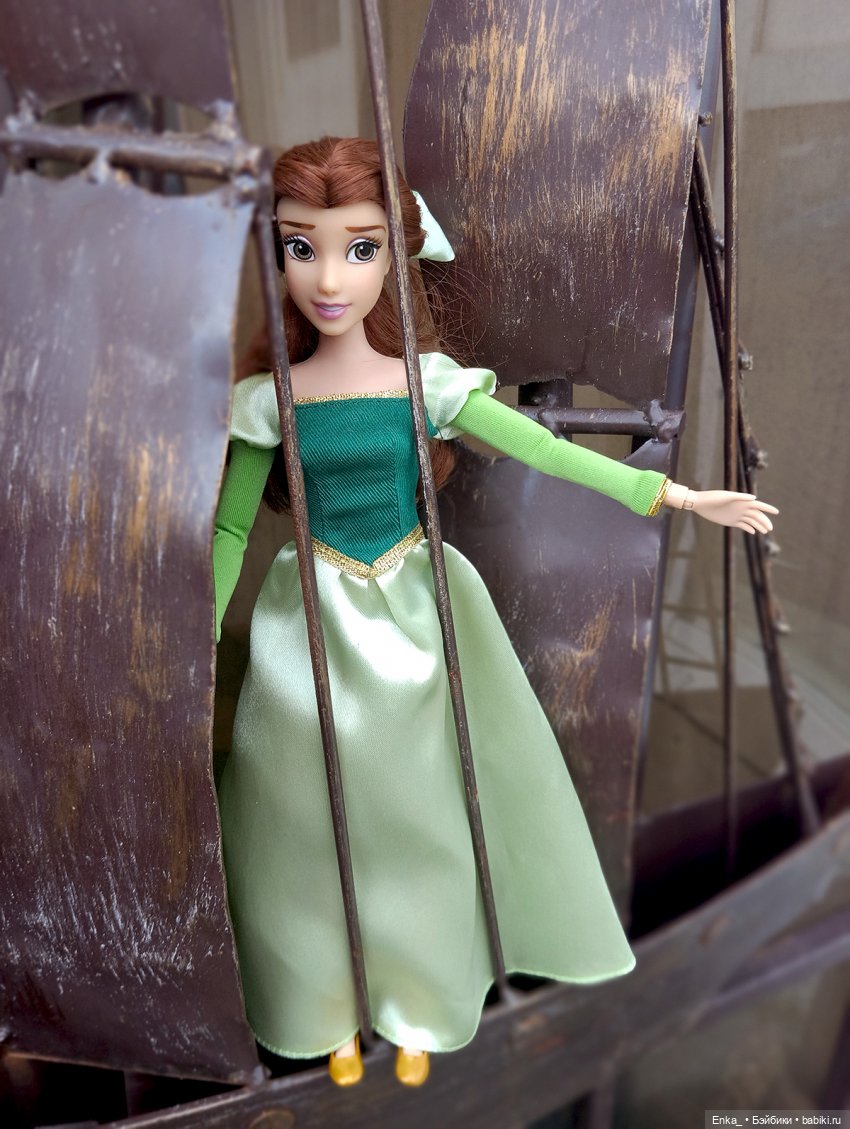 Белль в плавании — Куклы Disney Animators и Принцессы Диснея: Disney Store