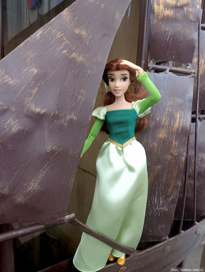 Белль в плавании — Куклы Disney Animators и Принцессы Диснея: Disney Store